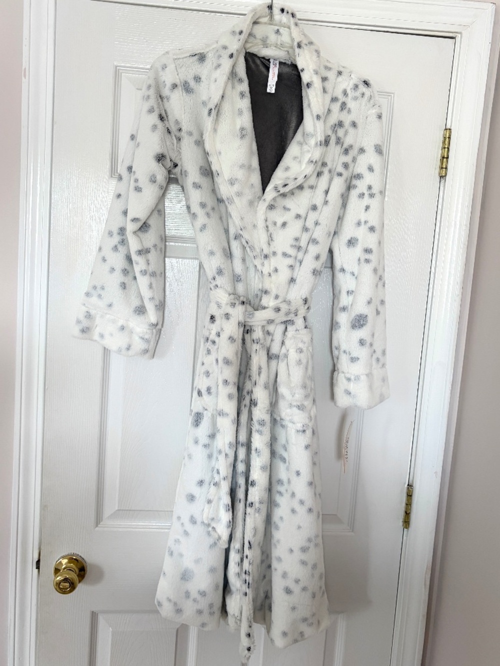 Gilligan & O'Malley Women's Plush Bathrobe Size XS/S Animal Print